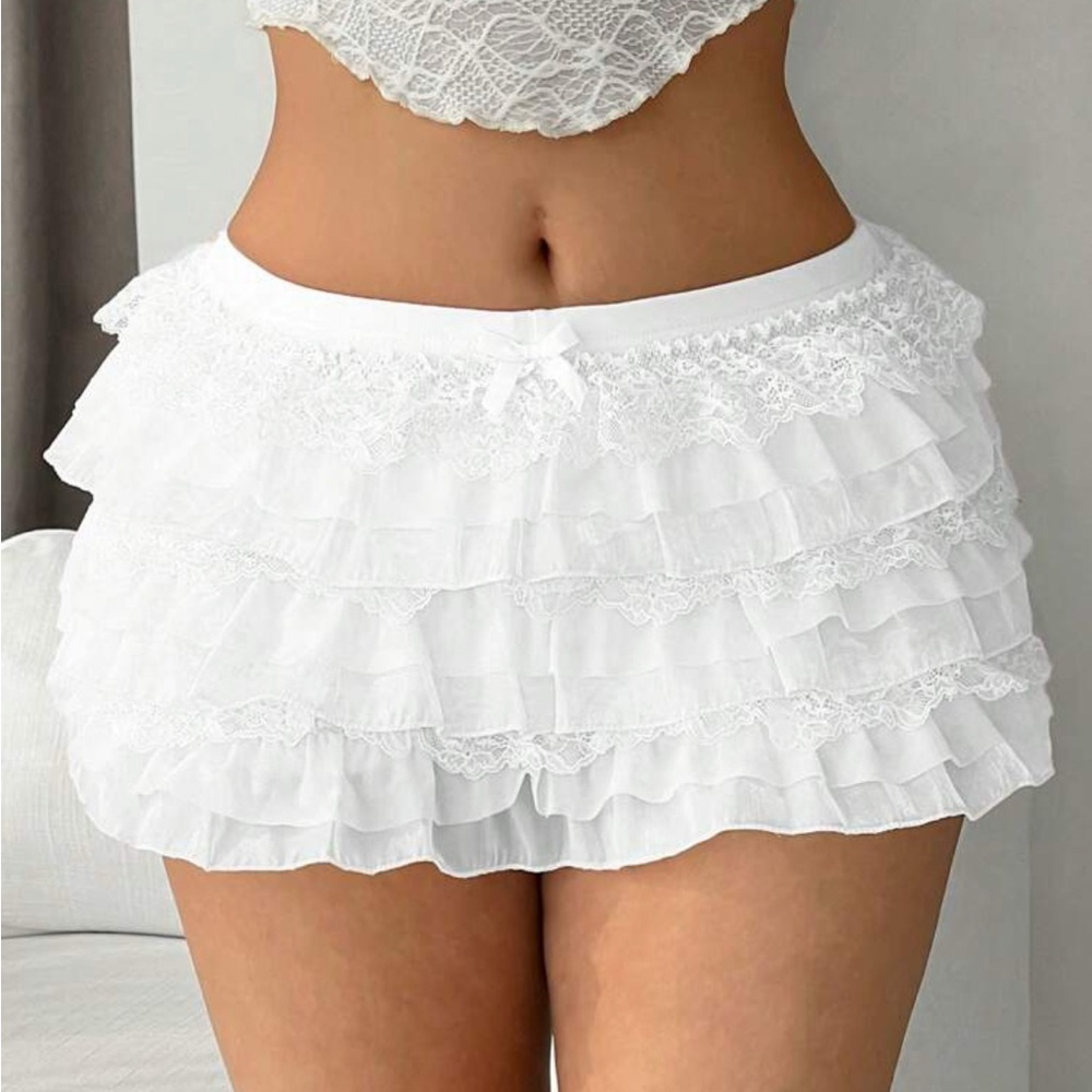 Lace Ruffle Mini Skort